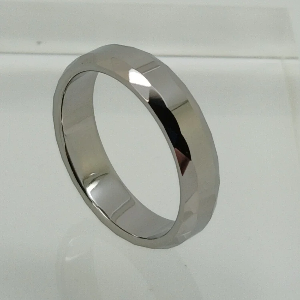 Vintage Tungsten Carbide Faceted Geometric Band Ring Silver‎ 6mm Size 11.25 NOS